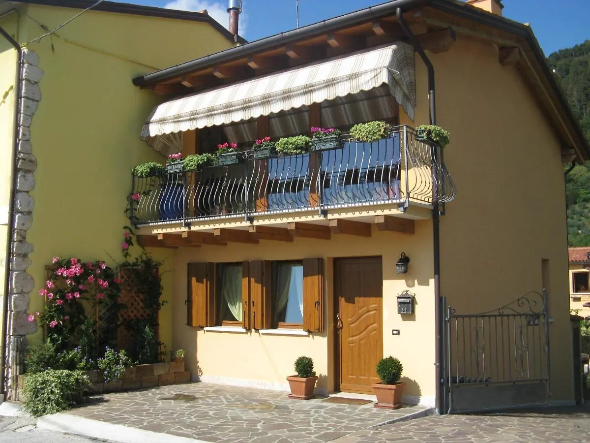 Bed & Breakfast Bed and Breakfast Wind'S House Pove del Grappa